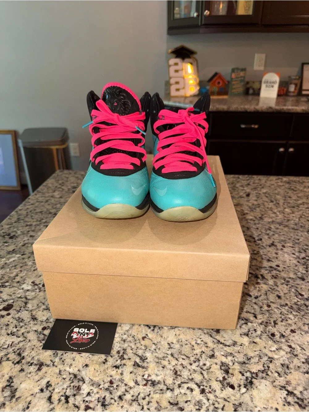 Size 7.5 Nike LeBron 8 South Beach SKU CZ0328-400 Used No Box